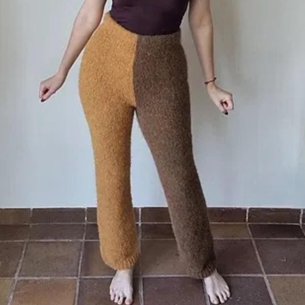 Bi-Colour Snuggle Trouser Digital Knitting Pattern