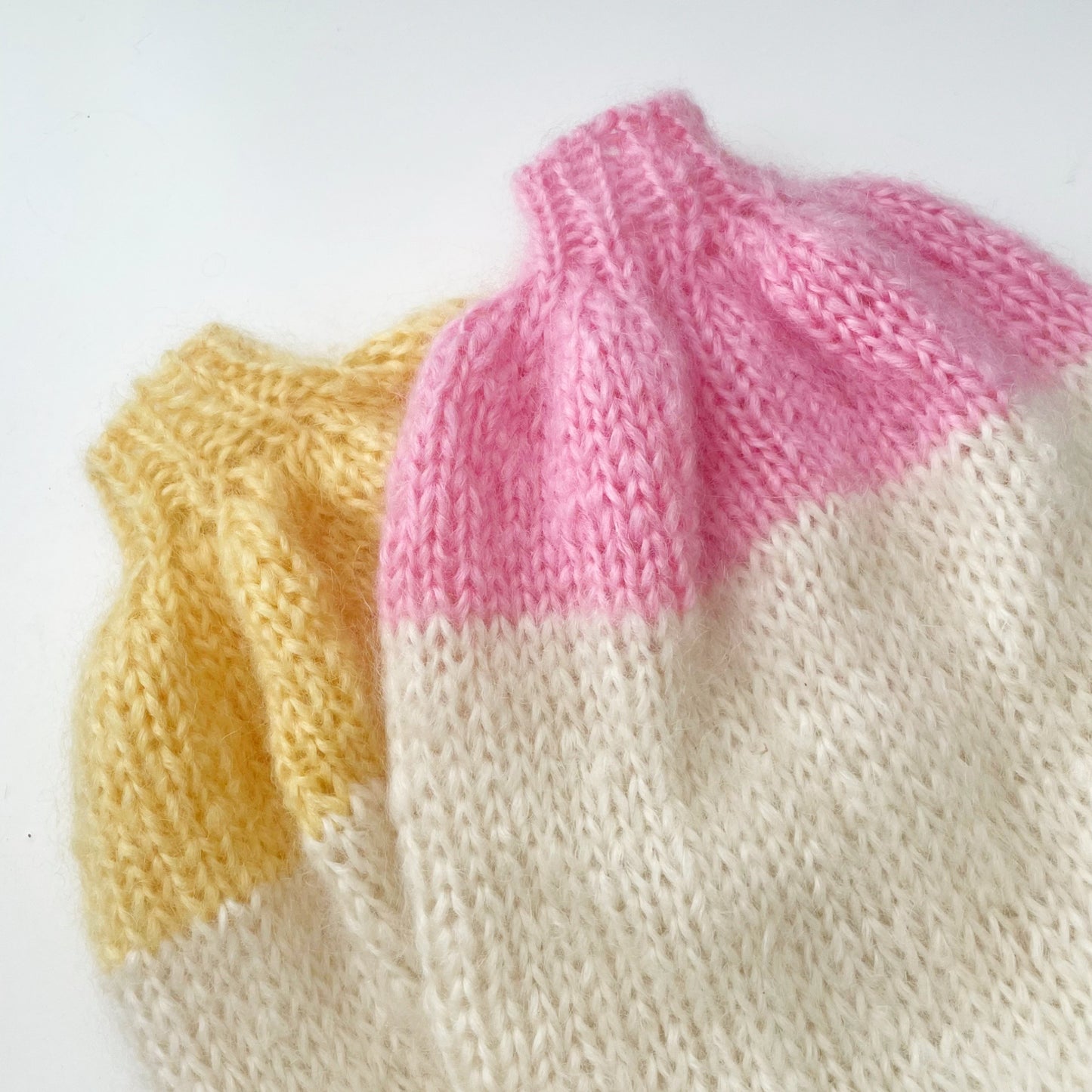 Dip It Low Cardi Digital Knitting Pattern