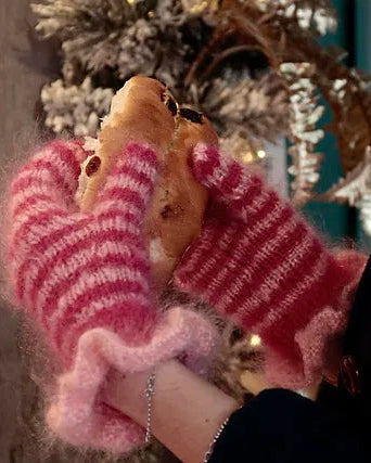 Frilled To Bits Mits Digital Knitting Pattern