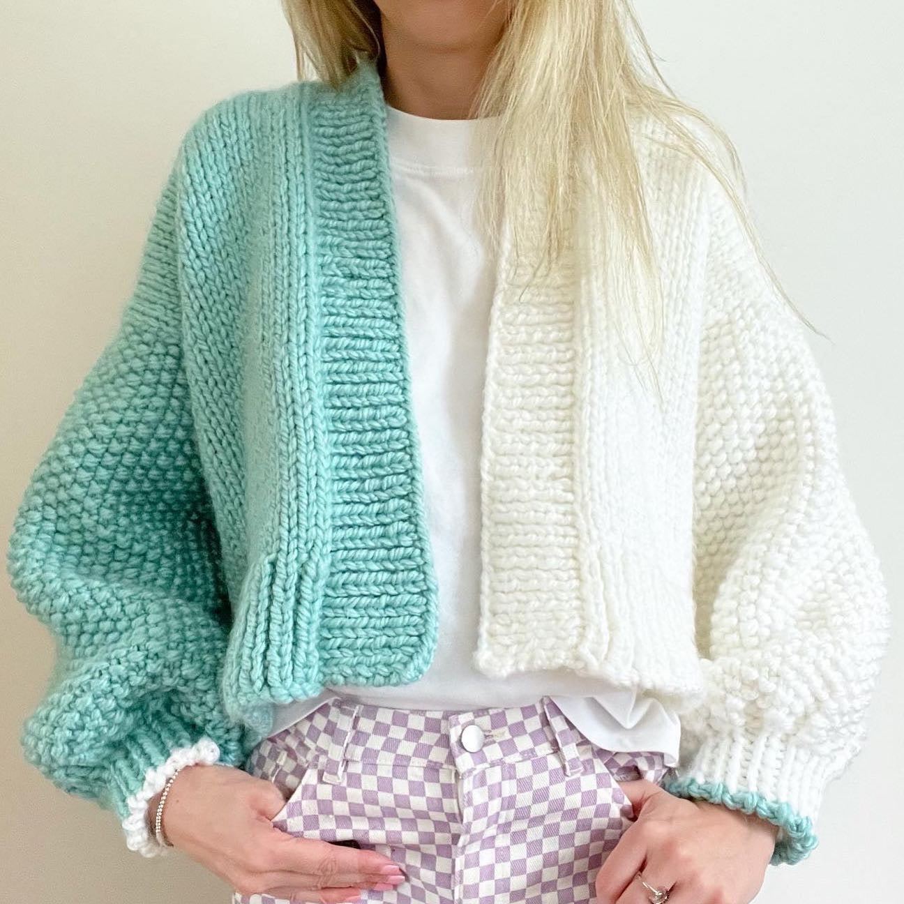 Bi-Colour Cardi Digital Knitting Pattern